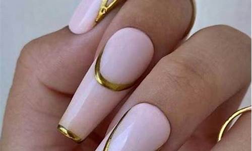 nailsalon凯蒂猫美甲_nails